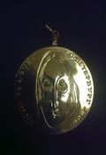 Памятная медаль от клуба фанатов Битлс